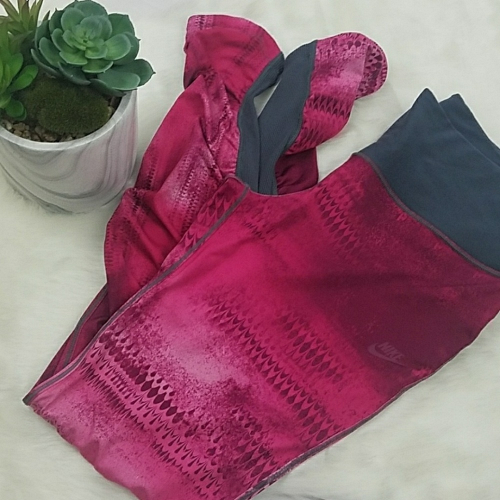 Girls Nike Leggings Size Large